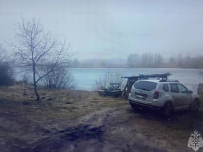 В Климовском районе Брянской области из озера достали тело мужчины