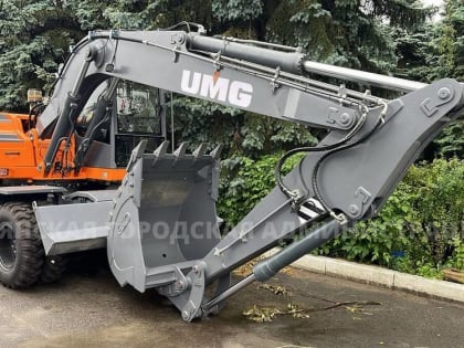 Горводоканал получил экскаватор производства брянского завода