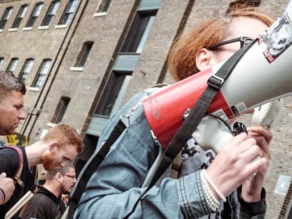 В Брянской области внесли изменения в закон о проведении митингов и пикетов