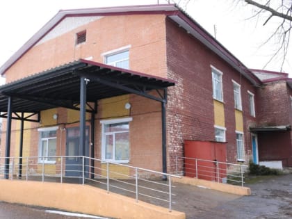 Ремонт в поликлинике второго корпуса Комаричской ЦРБ идет активными темпами