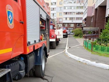 Пожар на балконе нового дома в Брянске