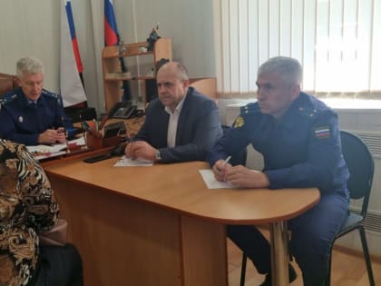 Проведен выездной прием граждан в Мглинском районе
