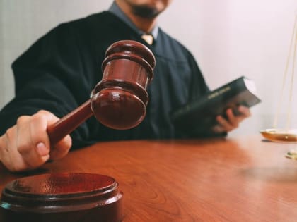 Двоих брянцев осудят за попытку похитить с поезда 2 тонны черного металла