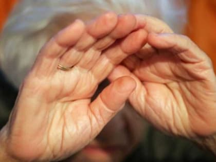 Избивший свою мать 53-летний житель Брянской области отделался обязательными работами
