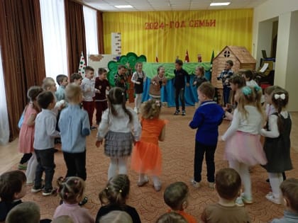 Торжественное мероприятие, посвящённое церемонии открытия года семьи, прошло в МДОУ – детский сад № 26 «Ласточка»