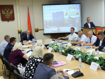 Вице-мэр Брянска призвал заменить старые дорожные машины