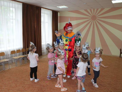 Марафон русских народных игр в честь празднования Дня России в детском саду № 26 «Ласточка»