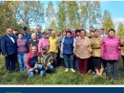 В деревне Колпа состоялась акция "Поем двором"