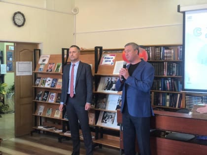 4 октября 2021 года Президент Российской Федерации Владимир Владимирович Путин подписал Указ об утверждении в России Дня отца - официального праздника, отмечаемого ежегодно в треть