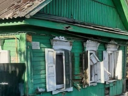 В соцсетях появились фотографии с места артобстрела ВСУ брянского поселка Чуровичи