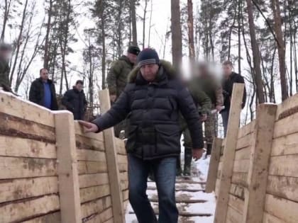 Появились кадры линии обороны в Брянской области на границе с Украиной