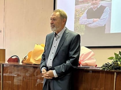 В Брянске на заслуженный отдых проводили хирурга с «золотыми руками» Сергея Зеленского