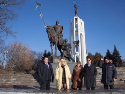 Кубинская делегация посетила достопримечательности Брянска