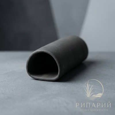 Трубка полукруглая 35*110мм черная
