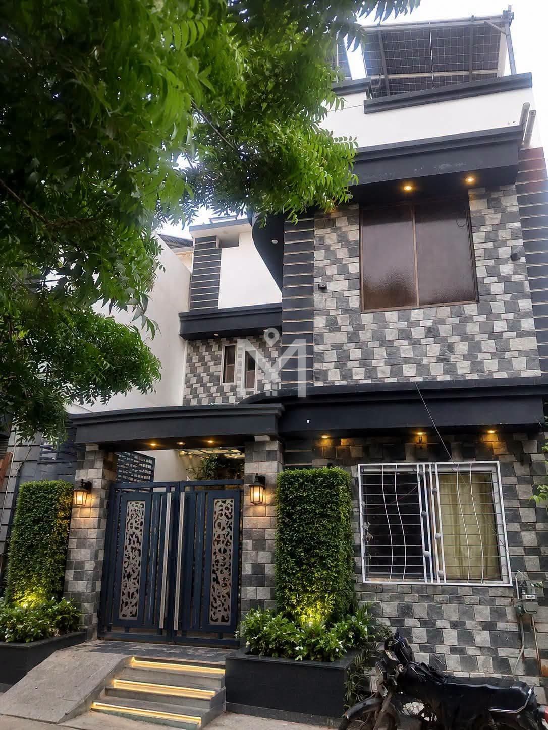 240 Yards Independent Bungalow for Rent — Gulistan-e-Jauhar Block 4, Karachi