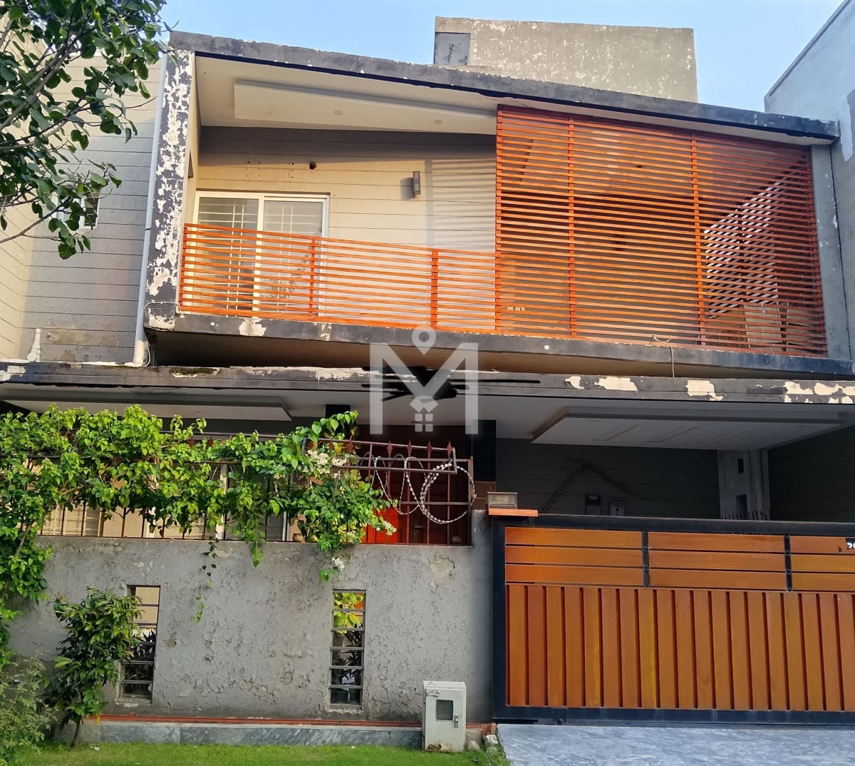 6 Bedroom House for Sale — E-11/4, Islamabad