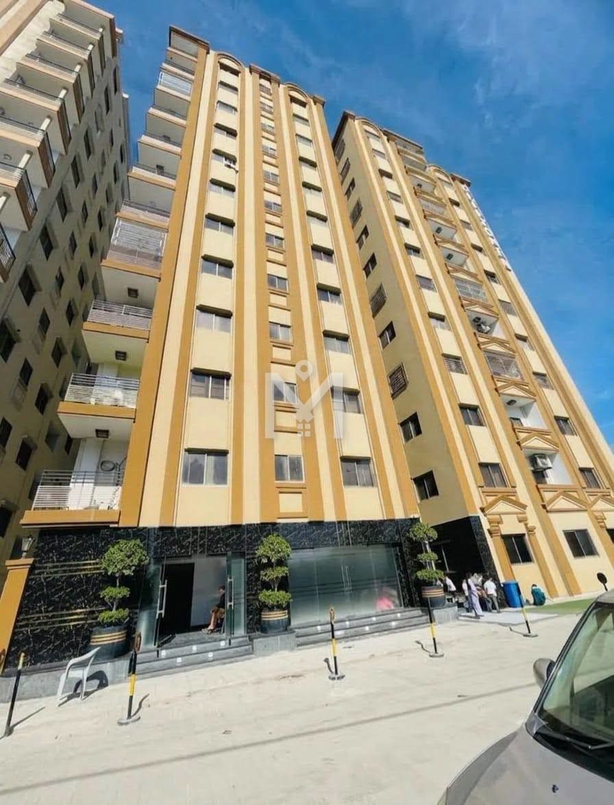 3 Bed DD Apartment for Rent — Cliftonia, Clifton Block 1, Karachi
