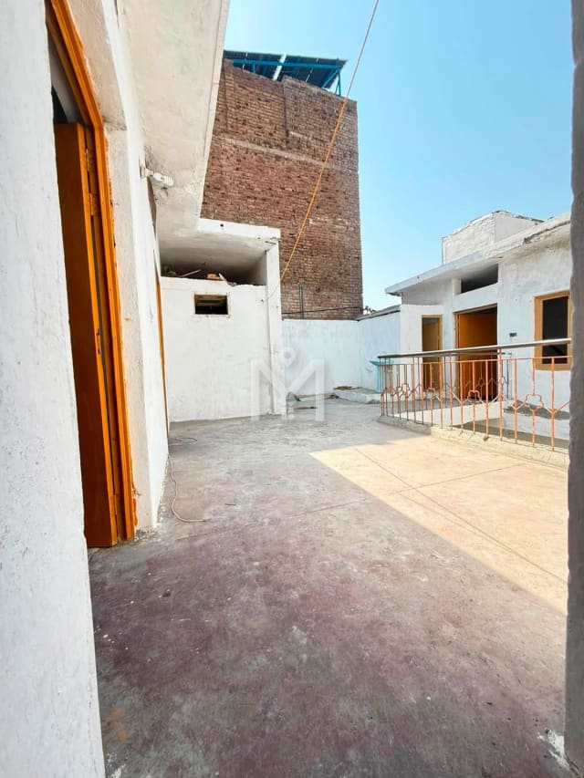 6 Bedroom House for Rent — Shaheen Town