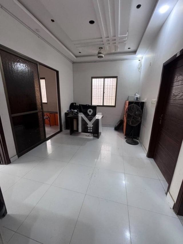 500 SqYd Commercial Banglow for Rent — Gulistan-e-Jauhar, Karachi