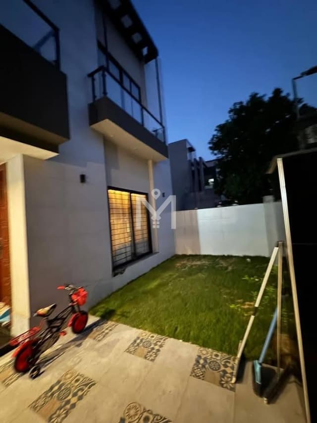 10 Marla House for Sale — Bahria Orchard, Lahore