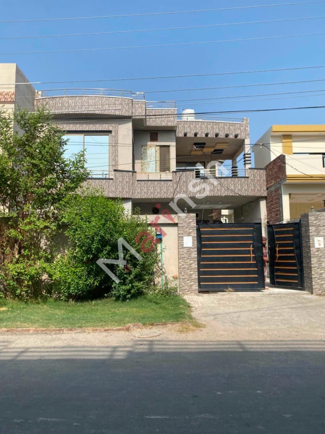10 Marla House Available For Rent In Multan Wapda Town