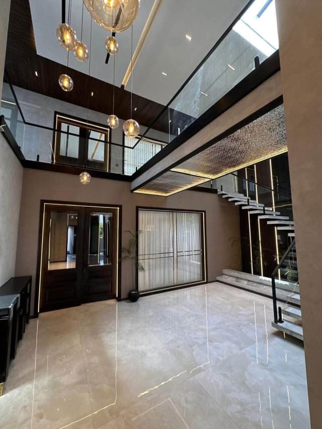 24 Marla Designer Park-Facing House for Sale – Bahria Town Phase 8, Rawalpindi