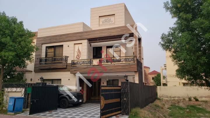 10 Marla House for Sale — Bahria Orchard, Lahore