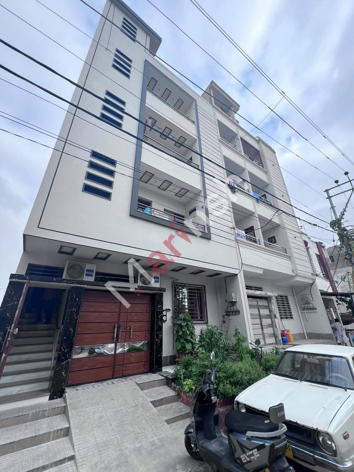 3 Bedroom Flat for Sale — Zeenatabad Society, Karachi