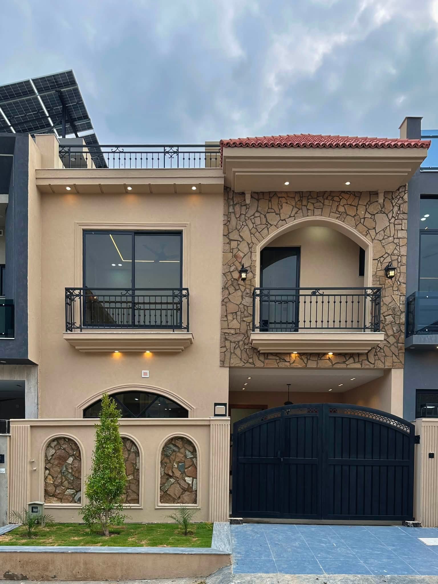 5 Marla Luxury House for Sale – Block F, Multi Gardens B-17 Islamabad