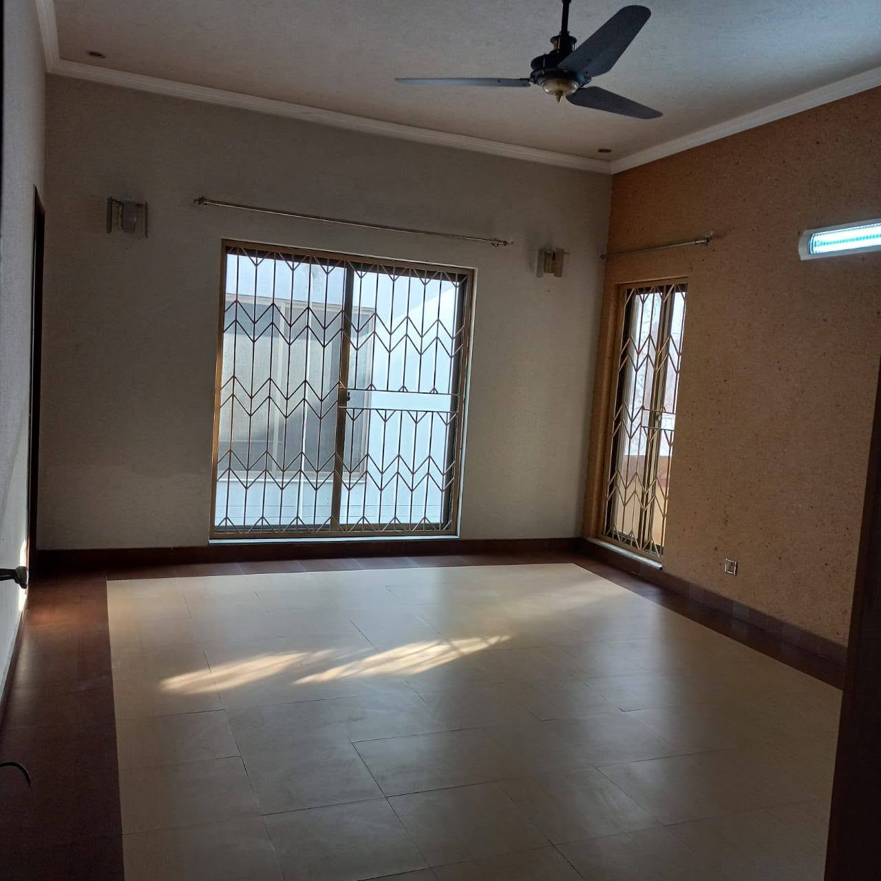 1 Kanal Upper Portion for Rent – NFC, Lahore (3 Bed)
