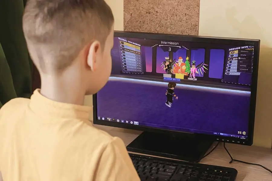 Create & Learn - New! Join our Coding with Roblox Studio online live class  for kids:  In this unique  small group class, students will learn how to use Roblox Studio to