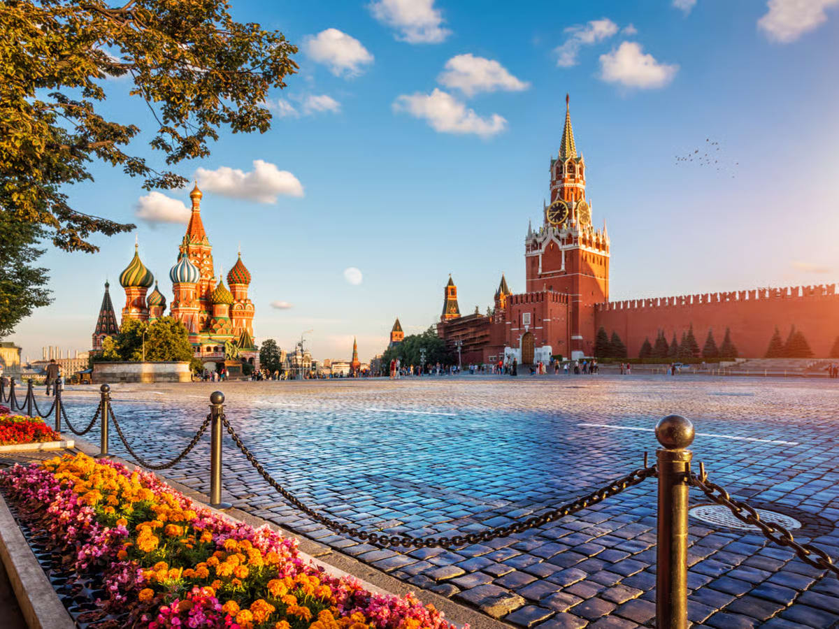 بأقل التكاليف.. أفضل 5 وجهات للسياحة في روسيا 2025
