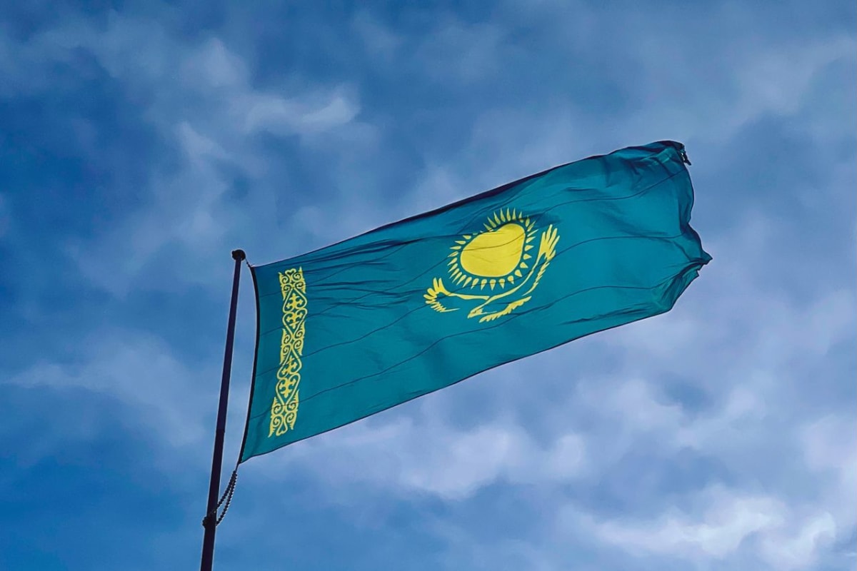 هل كازاخستان تحتاج فيزا للسعوديين 2026؟ دليلك الشامل لتأشيرة وشروط السفر