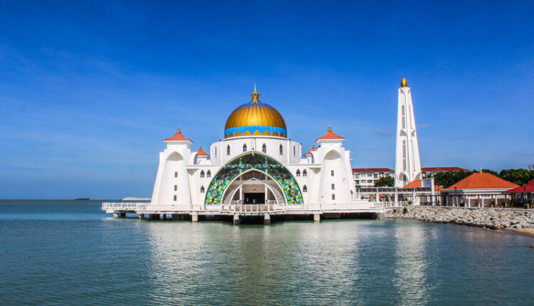 tourism-in-malacca-.jpg