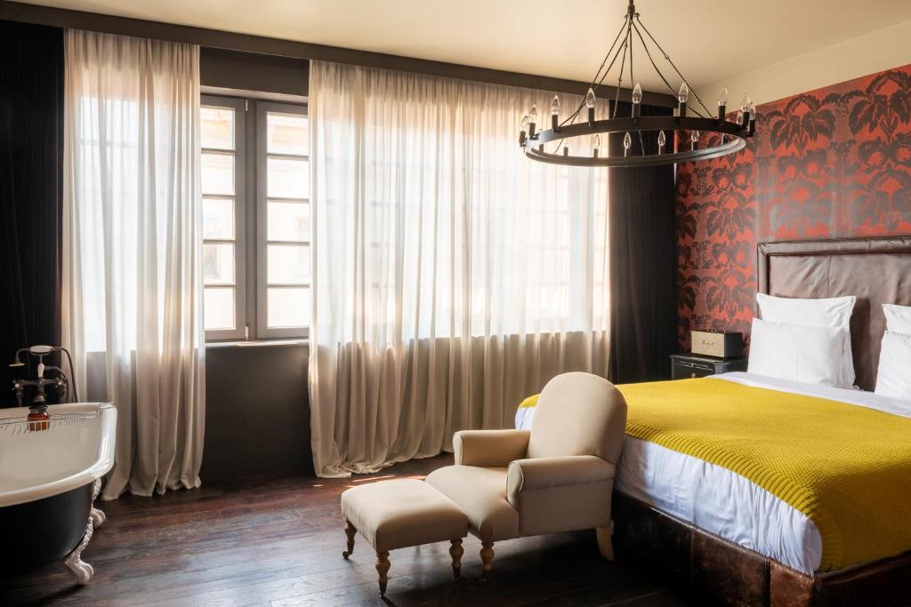 rooms hotel tbilisi - فنادق جورجيا