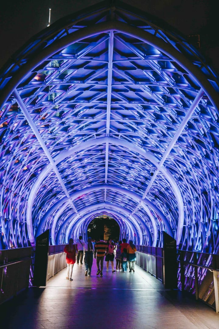 saloma link bridge - الأماكن السياحية في كوالالمبور للعوائل