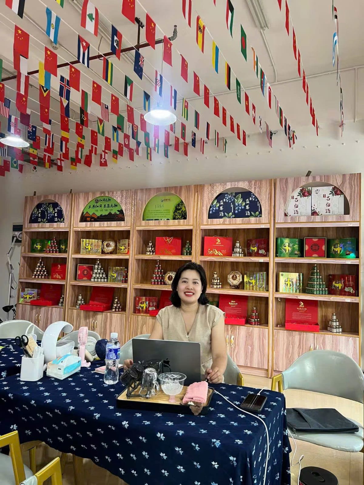 Cơ Sở bán hàng Trung Quốc