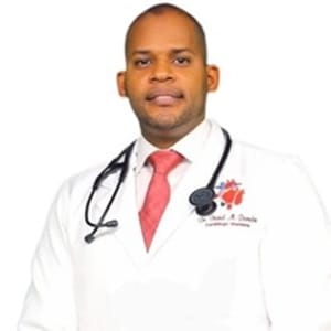 Dr. Deivid Paredes