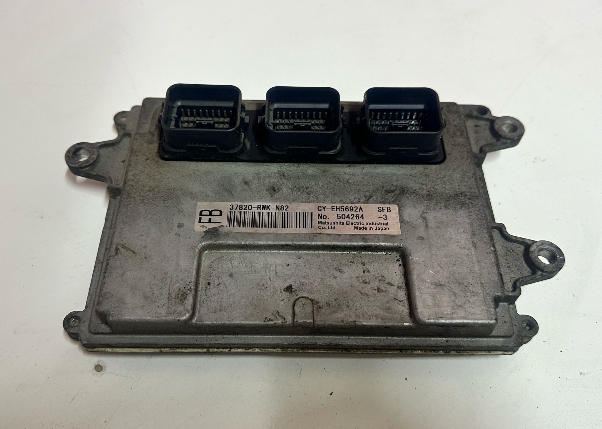 HONDA CİVİC MOTOR BEYİNİ 37820