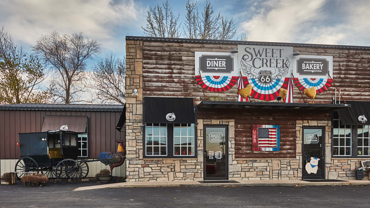 A vintage roadside diner on historic Route 66 in Galena, Kansas