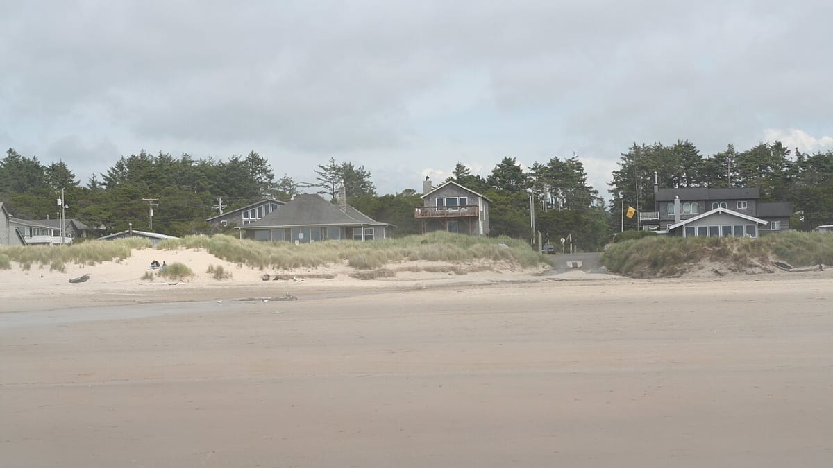 Manzanita Beach