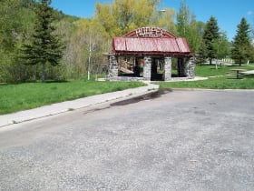 Hooper Spring