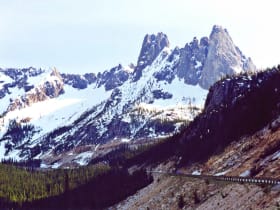 North Cascades Highway (SR-20)