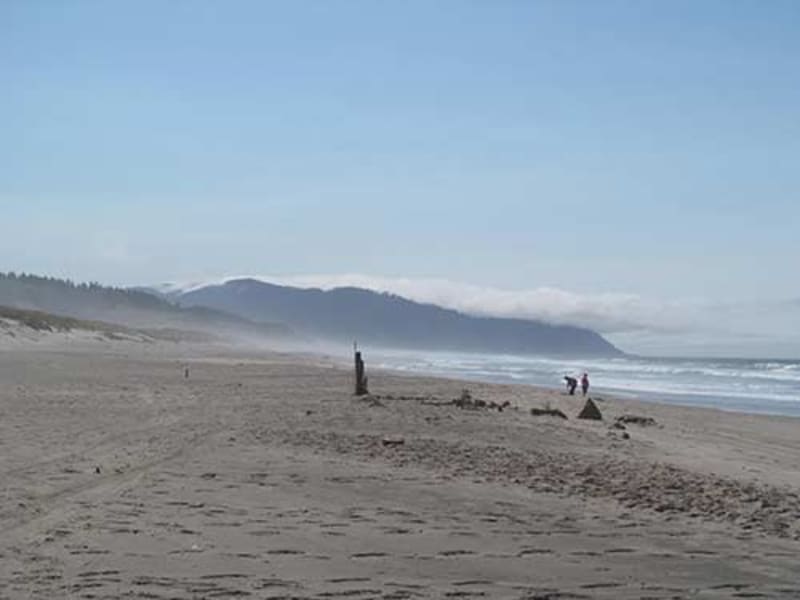 Pacific city motel affordable bob straub state park