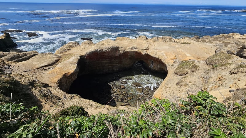 Devil's Punchbowl State Natural Area, OR
