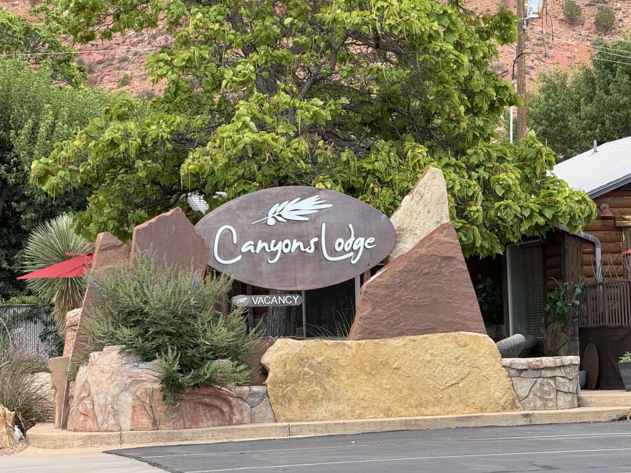 Canyons Lodge in Kanab, UT
