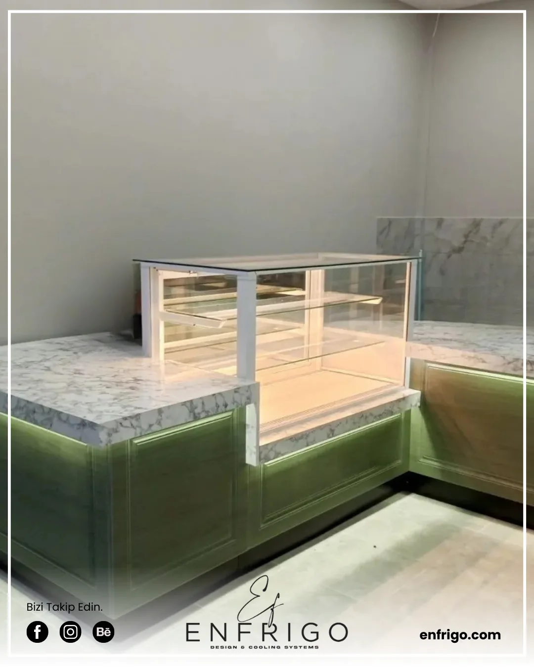 Camlı Pasta Dolabı