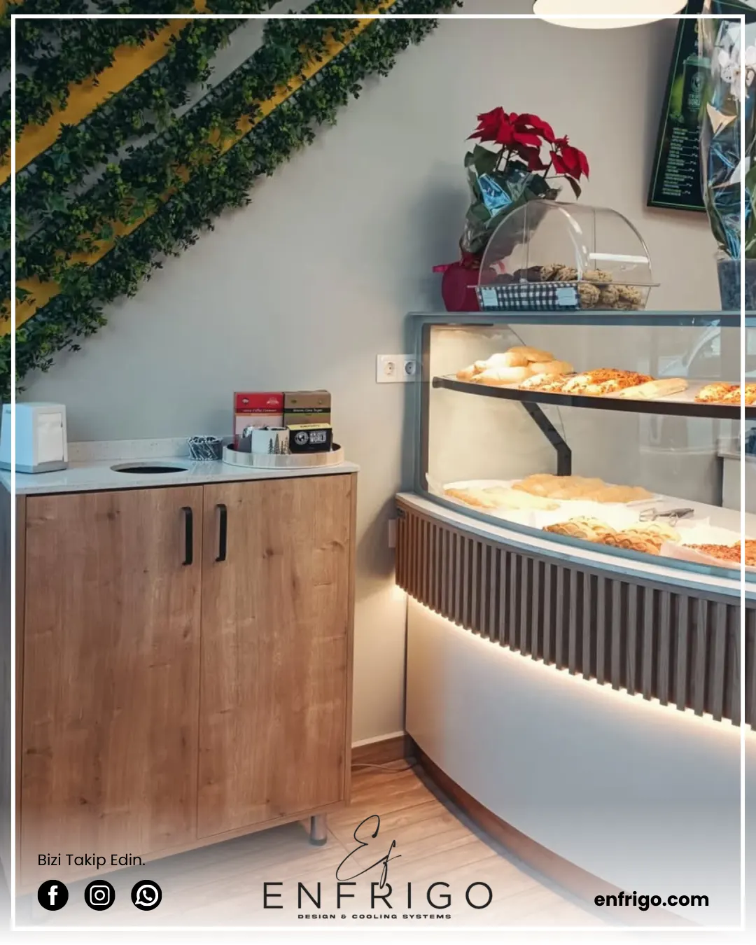 LED aydınlatmalı, paslanmaz çelik gövdeli simit ve açma tezgahı.