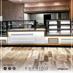 Şık ve işlevsel restoran yemek vitrini, yemeklerinizi en iyi şekilde sergileyerek müşterilerinizin ilgisini çeker.