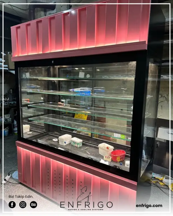 Tatlı ve Pasta Saklama Dolabı